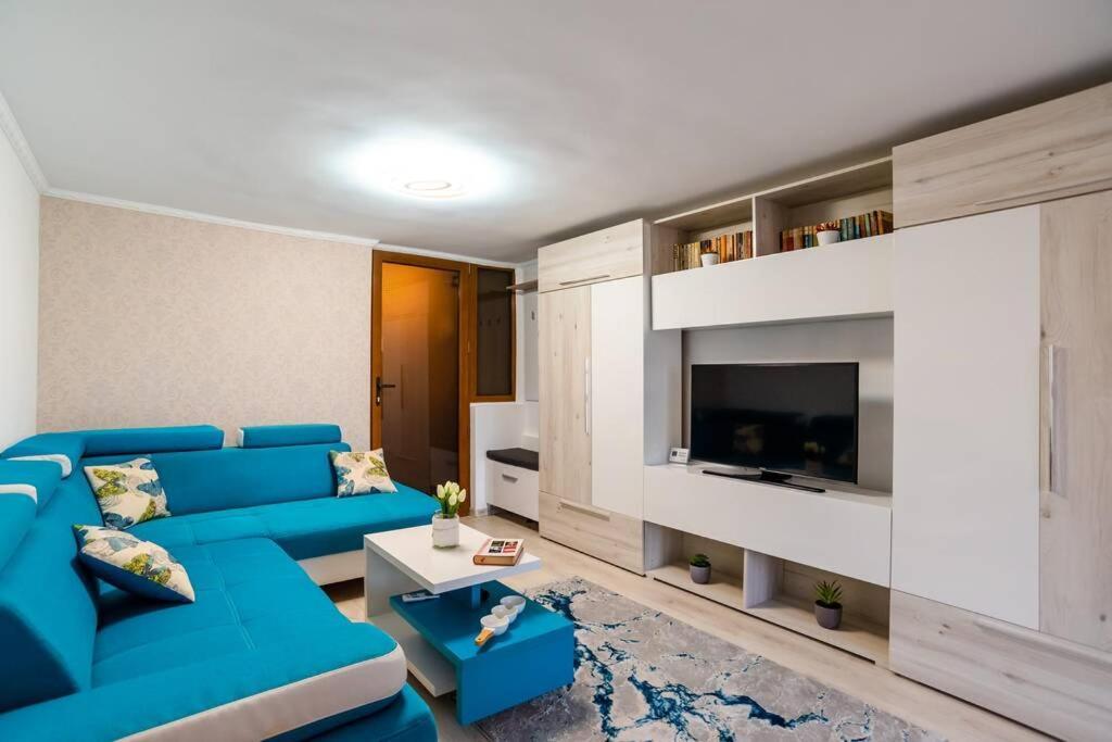 Cozy House With Nice Garden In Heart Of City Center Villa Cluj-Napoca Exterior photo